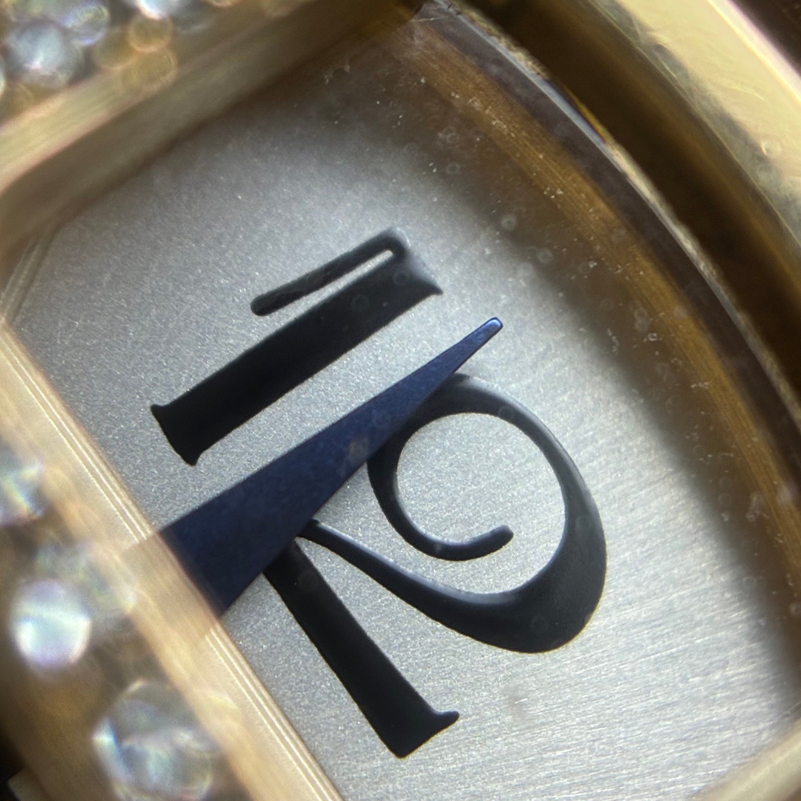 Cartier Pasha 32 millimeters WJ11963G