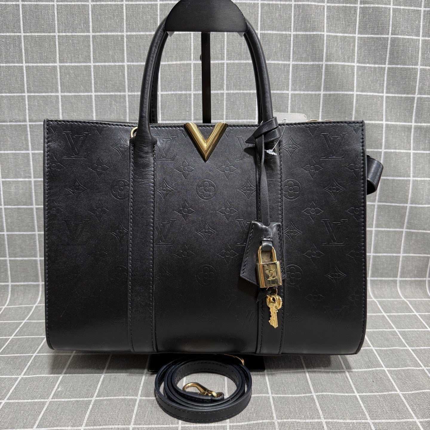 Louis Vuitton M42886