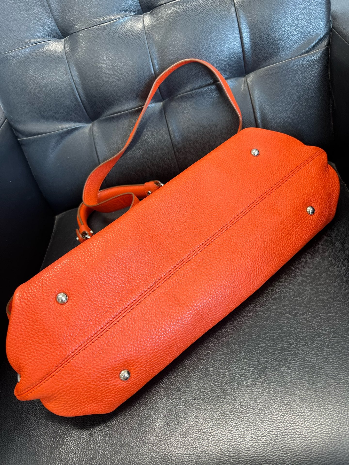 Salvatore Ferragamo Shoulder Bag 21F606-670121