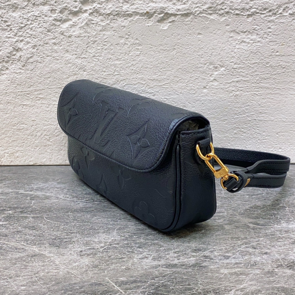 Louis Vuitton Metal Black Crossbody