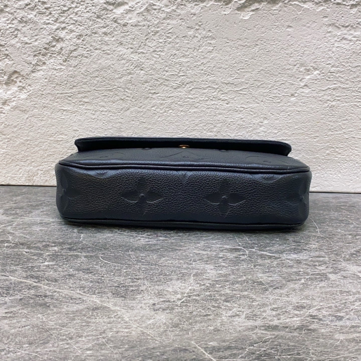 Louis Vuitton Metal Black Crossbody