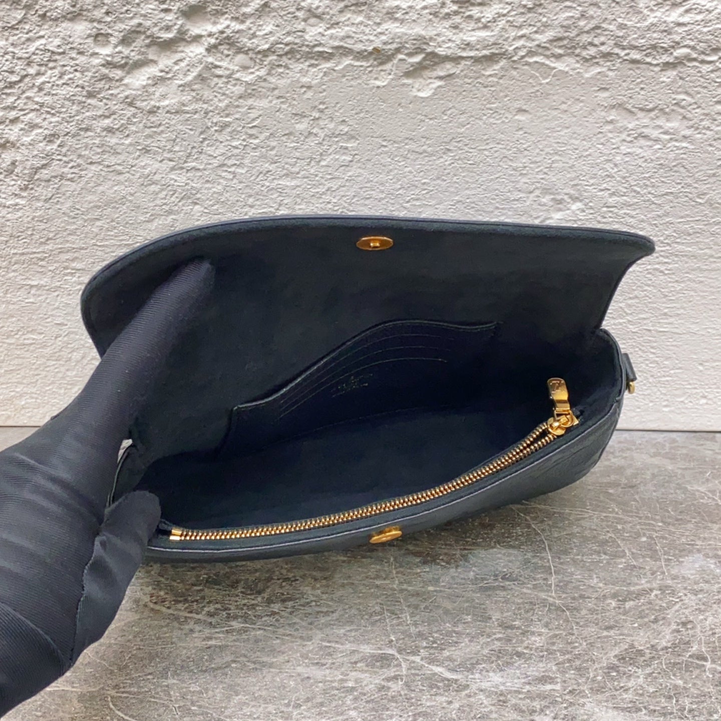 Louis Vuitton Metal Black Crossbody
