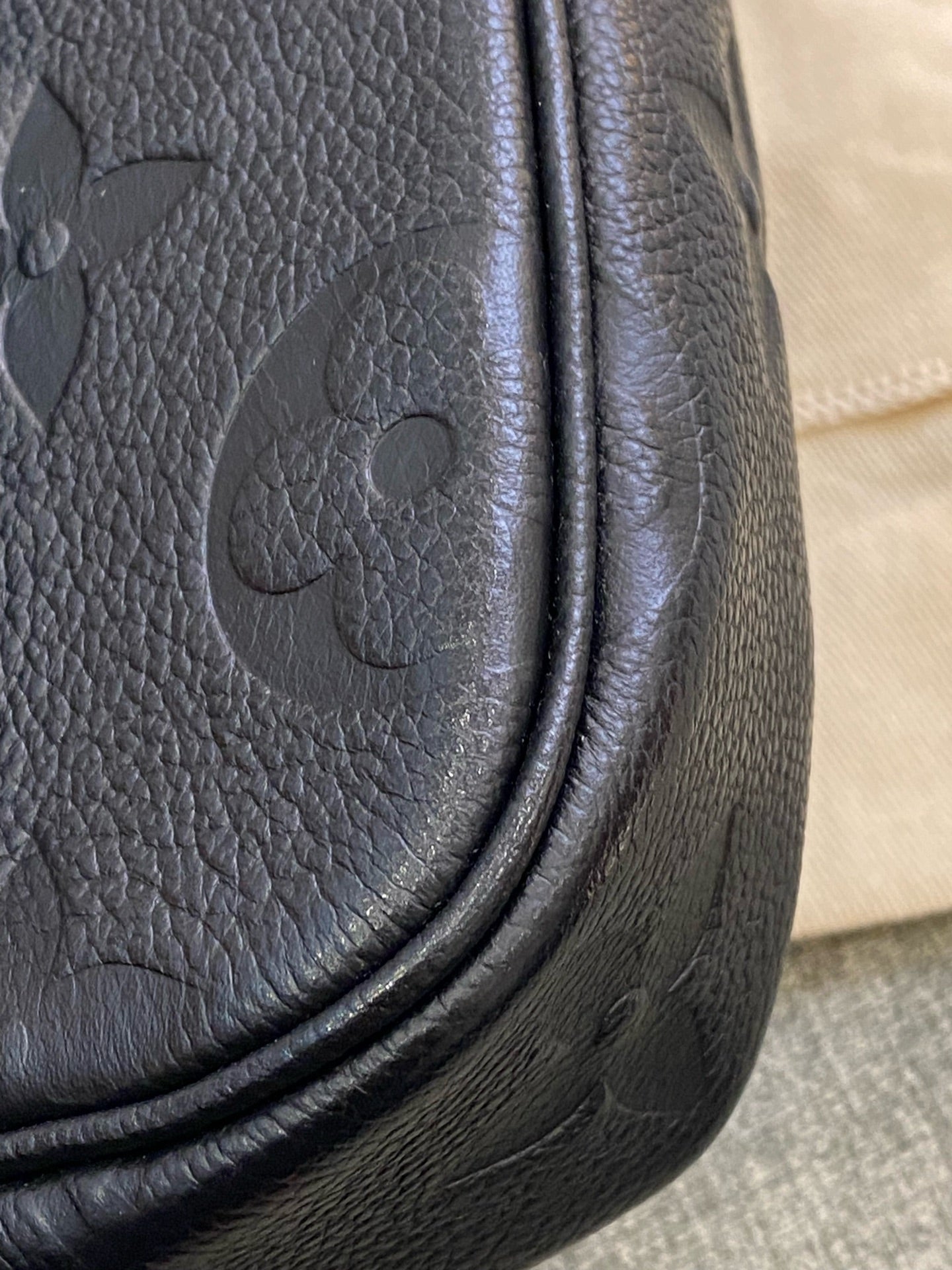 Louis Vuitton Metal Black Crossbody