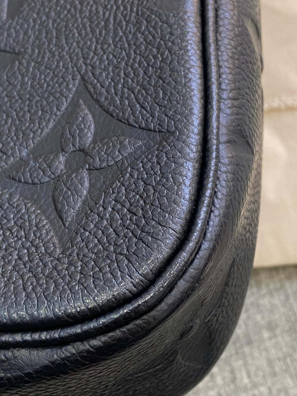 Louis Vuitton Metal Black Crossbody