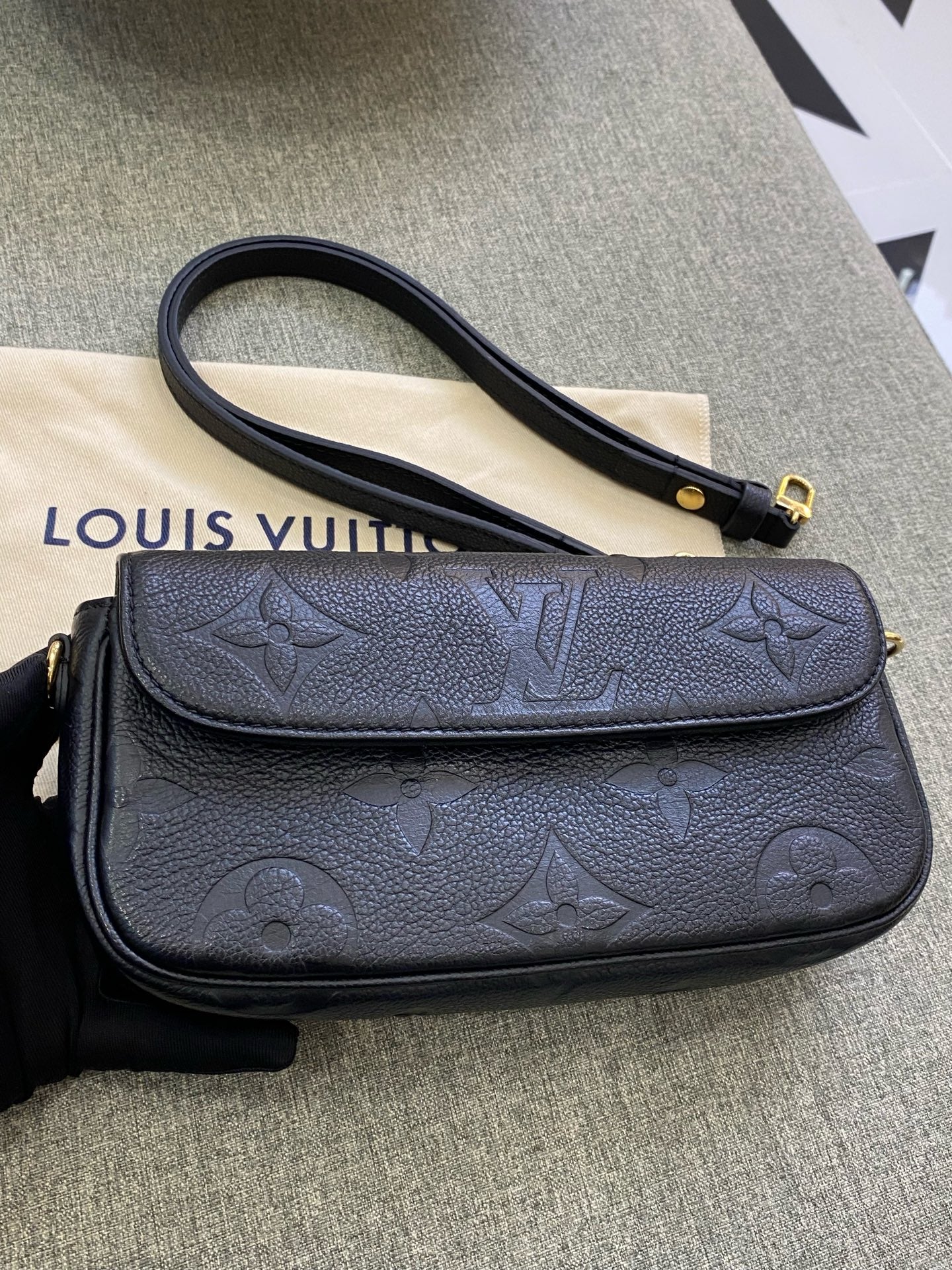 Louis Vuitton Metal Black Crossbody