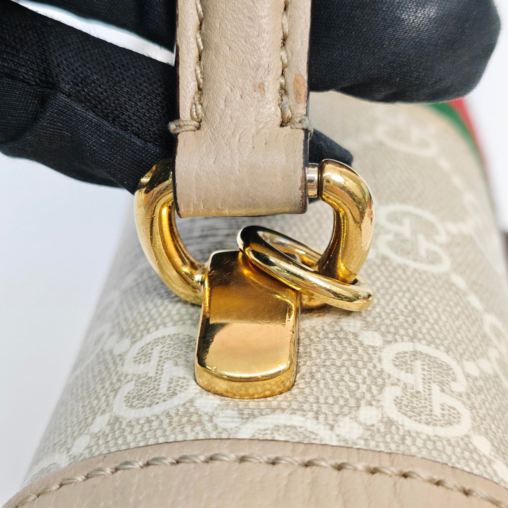 Gucci Messenger Bag