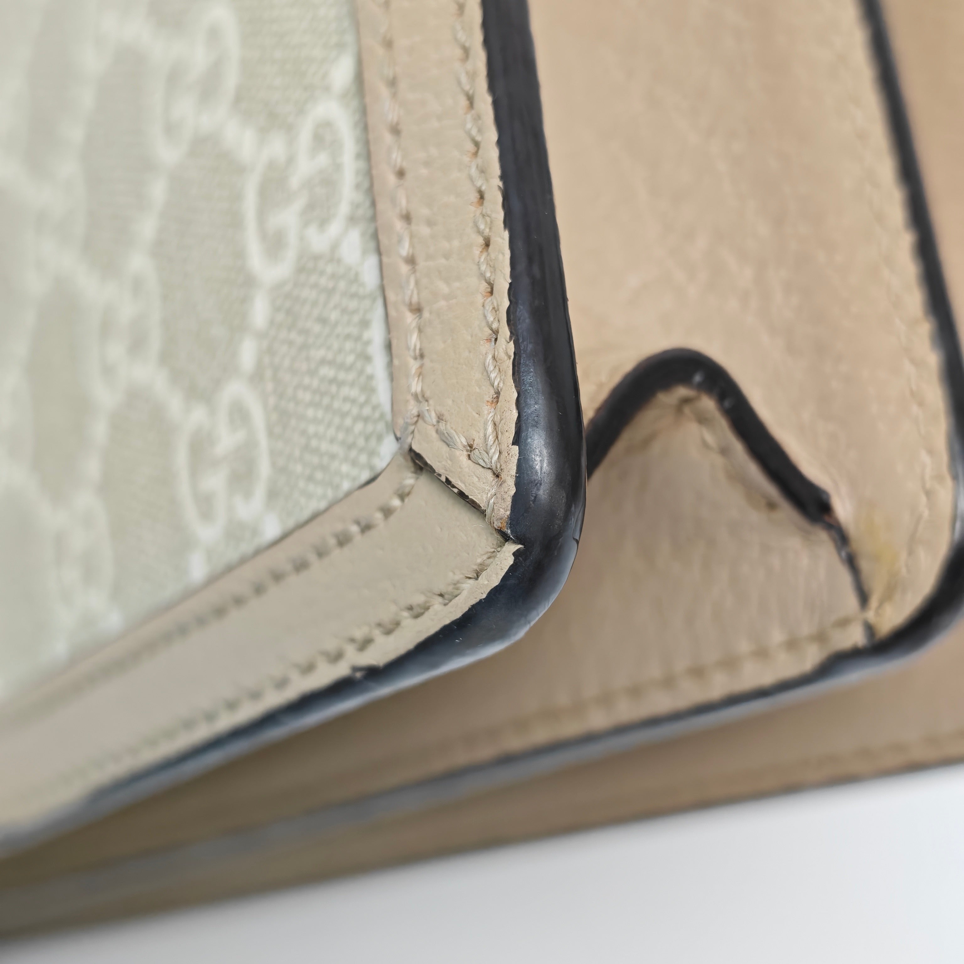 Gucci Messenger Bag