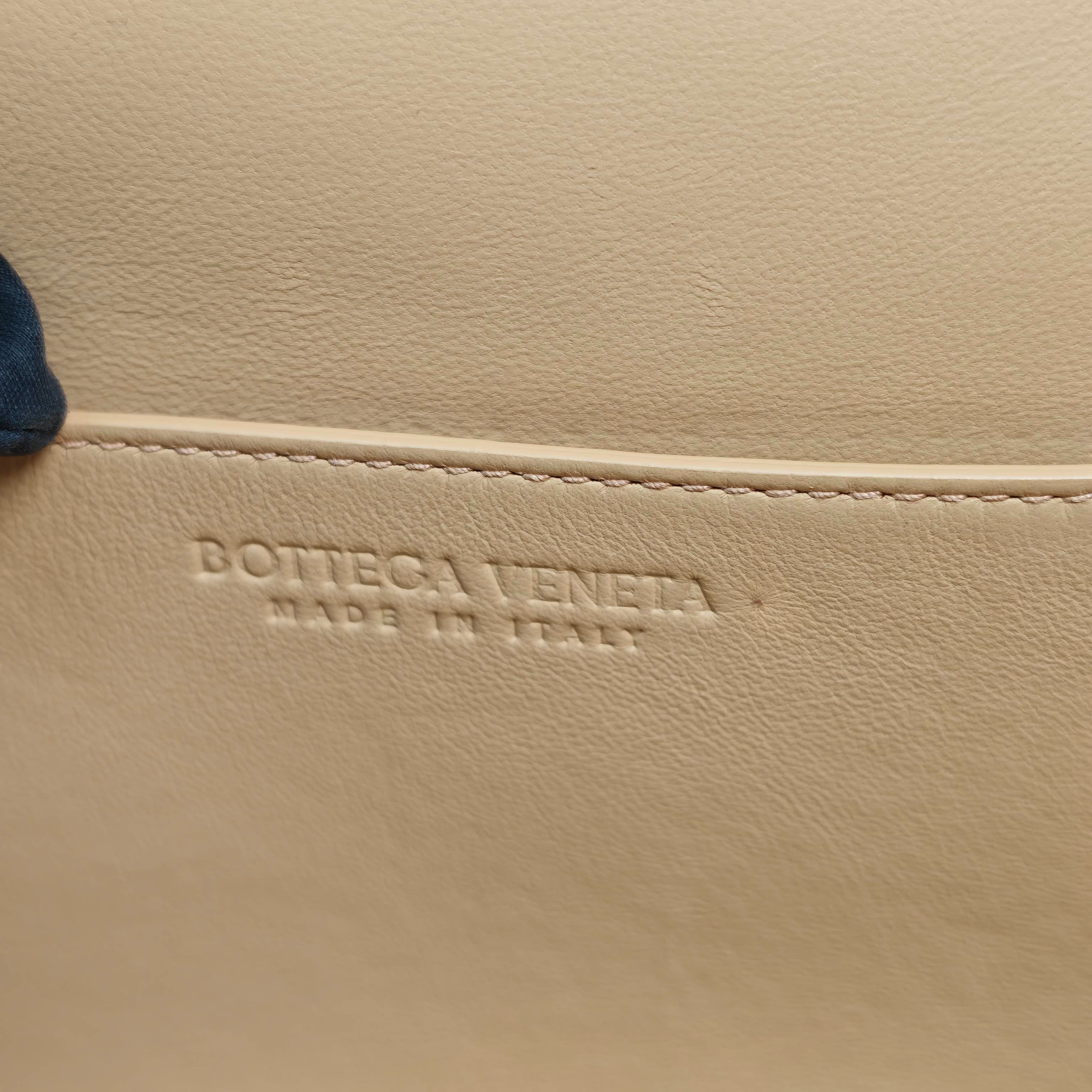 Bottega Veneta Shoulder Bag 652044V0I422700