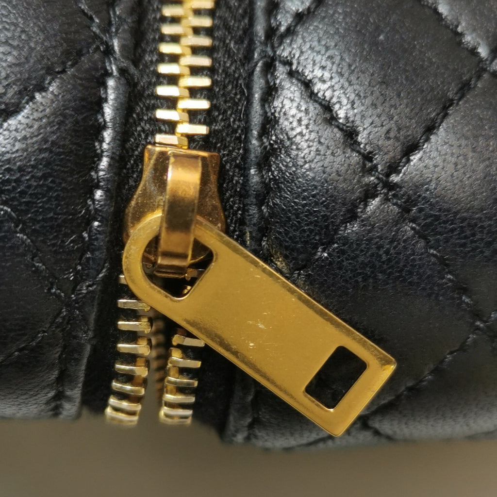 Saint laurent GABY Mini Lambskin Cosmetic Bag Crossbody 8192851EL071000
