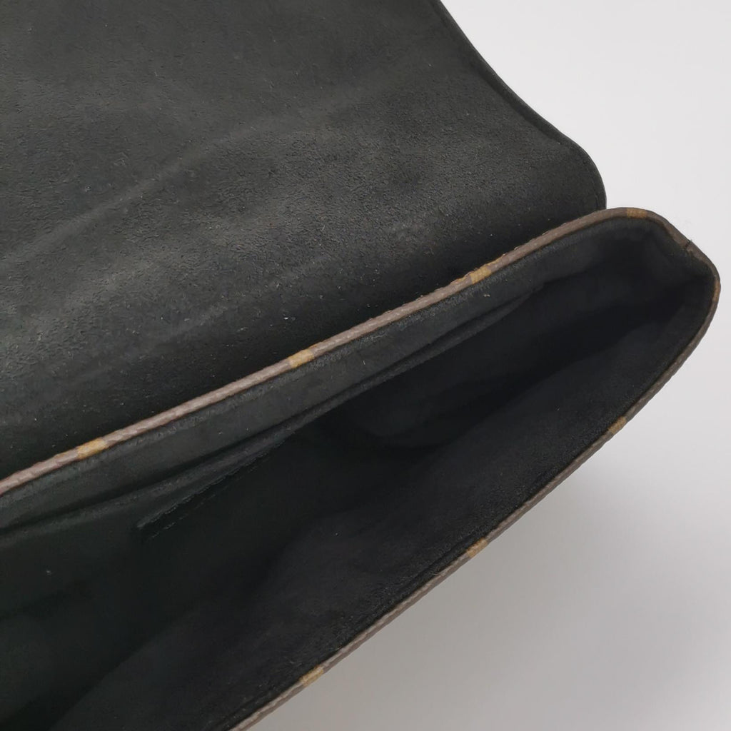 Louis Vuitton Crossbody M44141