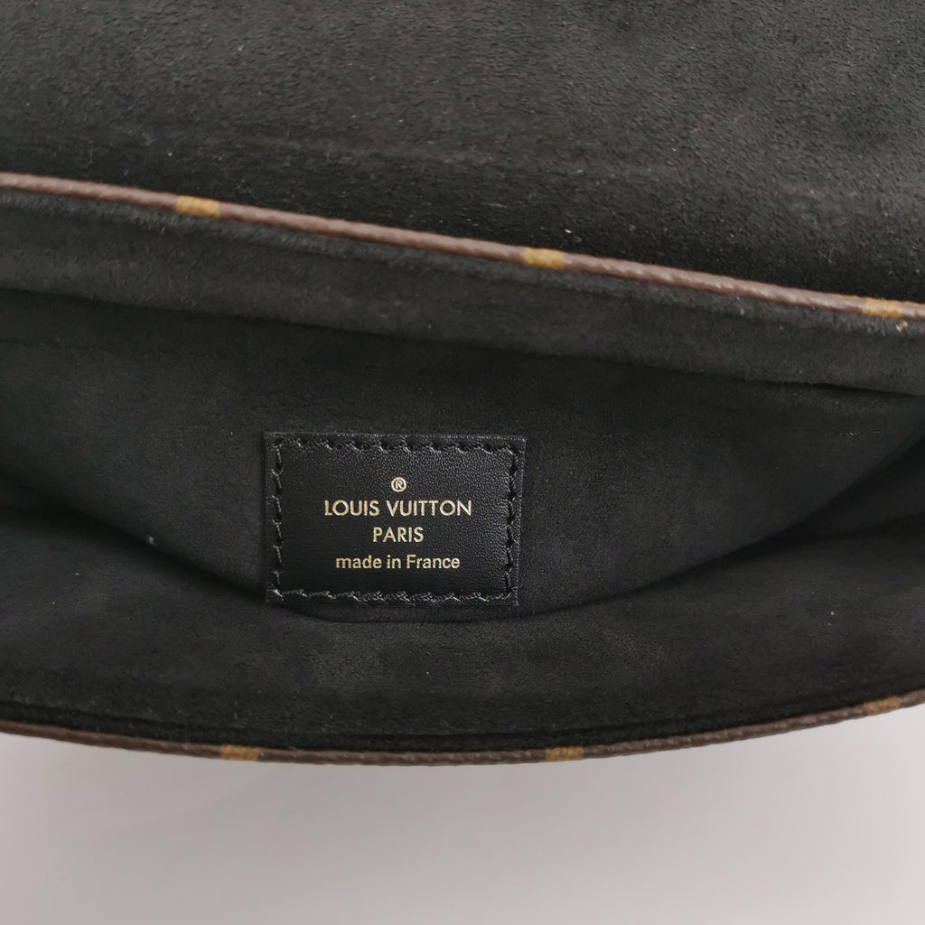 Louis Vuitton Crossbody M44141