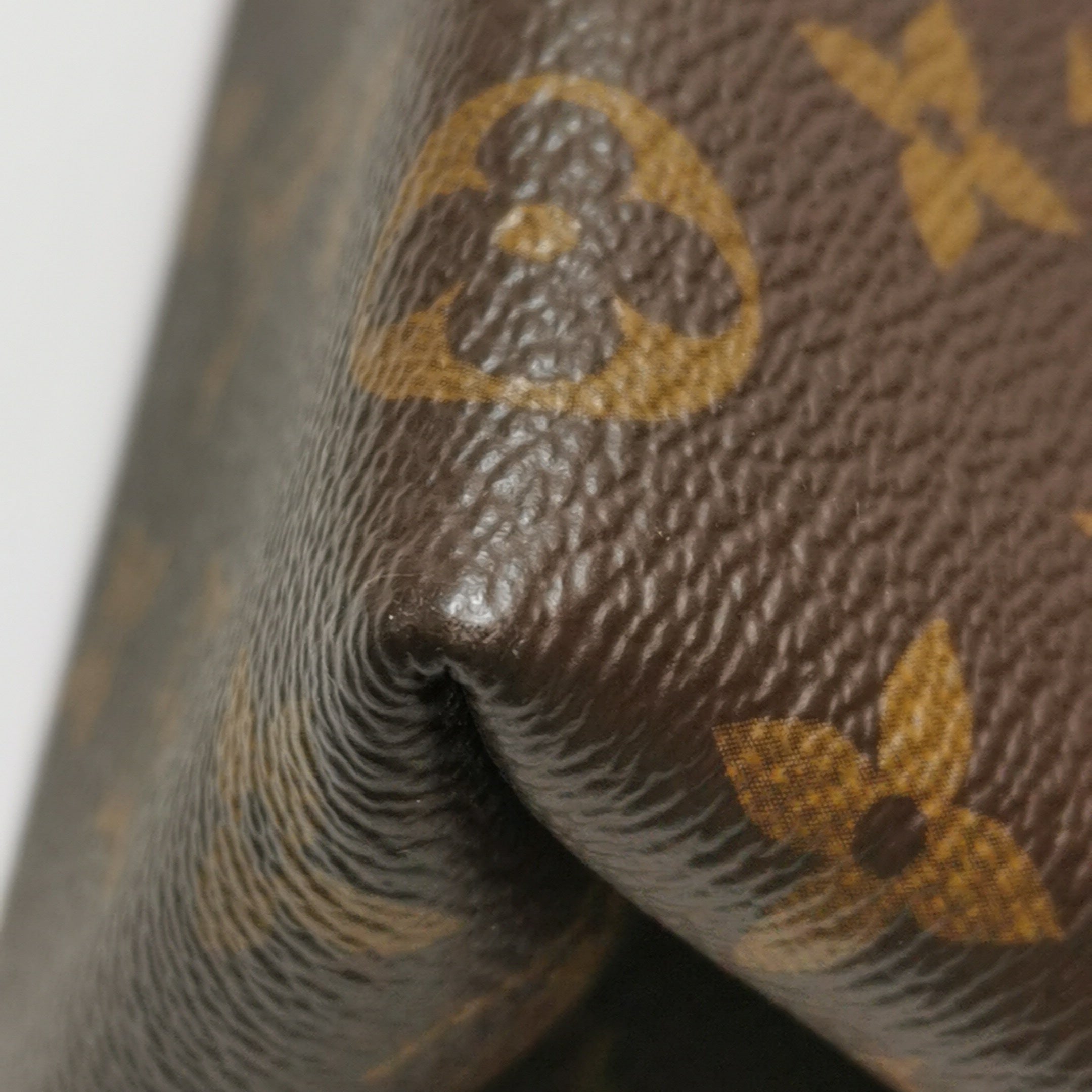Louis Vuitton Crossbody M44141