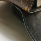 Louis Vuitton Crossbody M44141