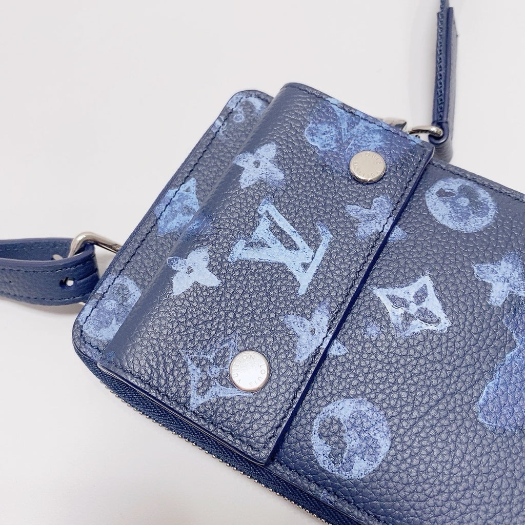 Louis Vuitton Leather Blue Crossbody