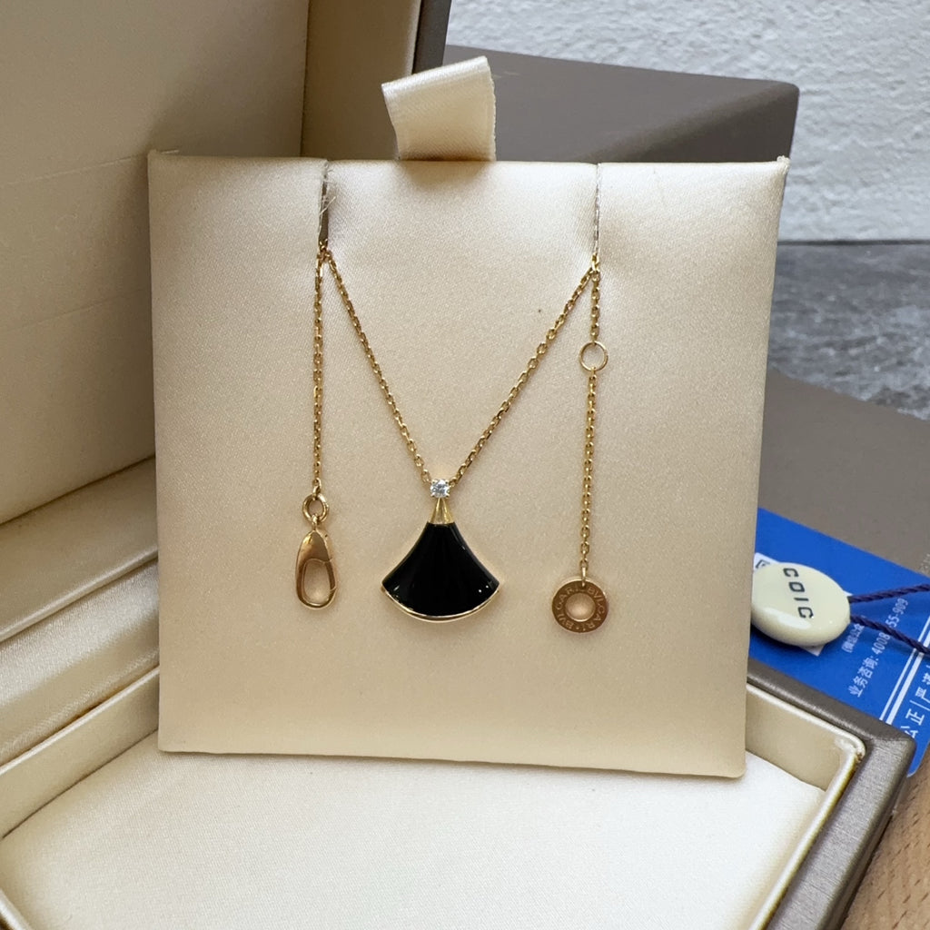 Bvlgari Rose gold Necklace