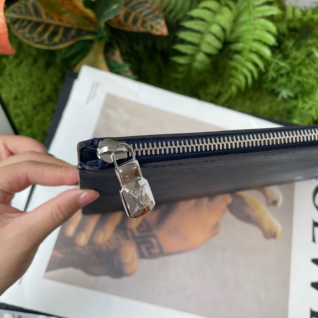 Louis Vuitton Clutch