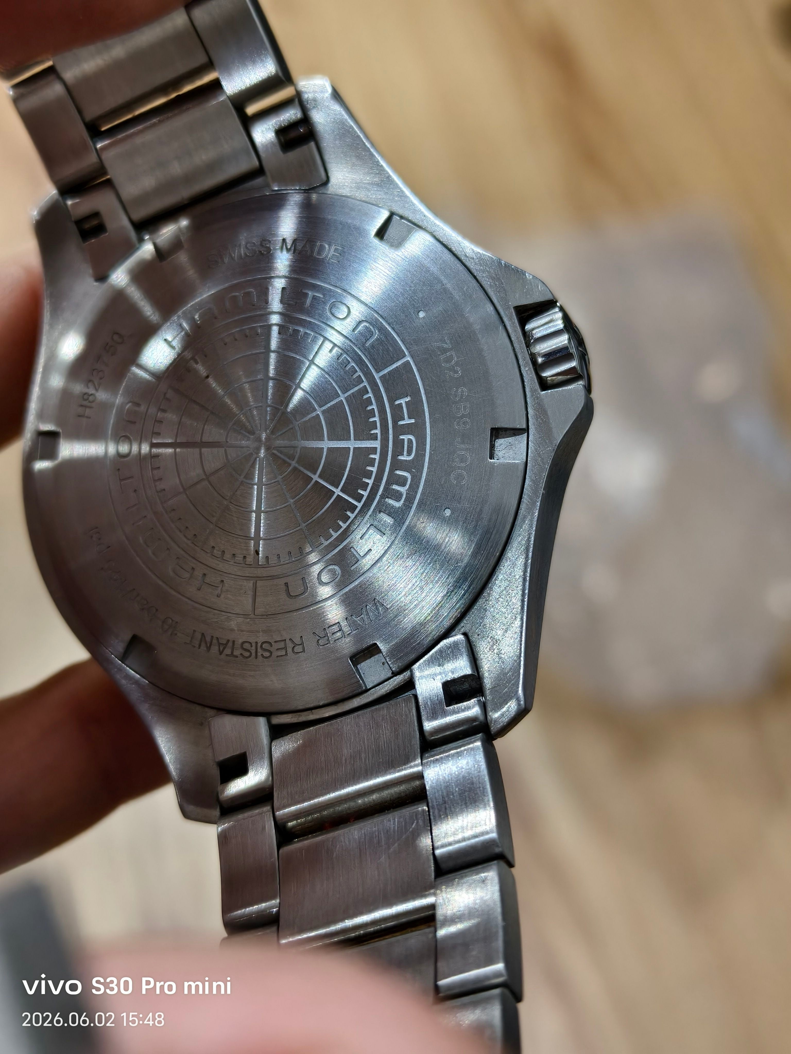 Hamilton Khaki Navy Automatic (self-winding) watch 40 millimeters H82375161
