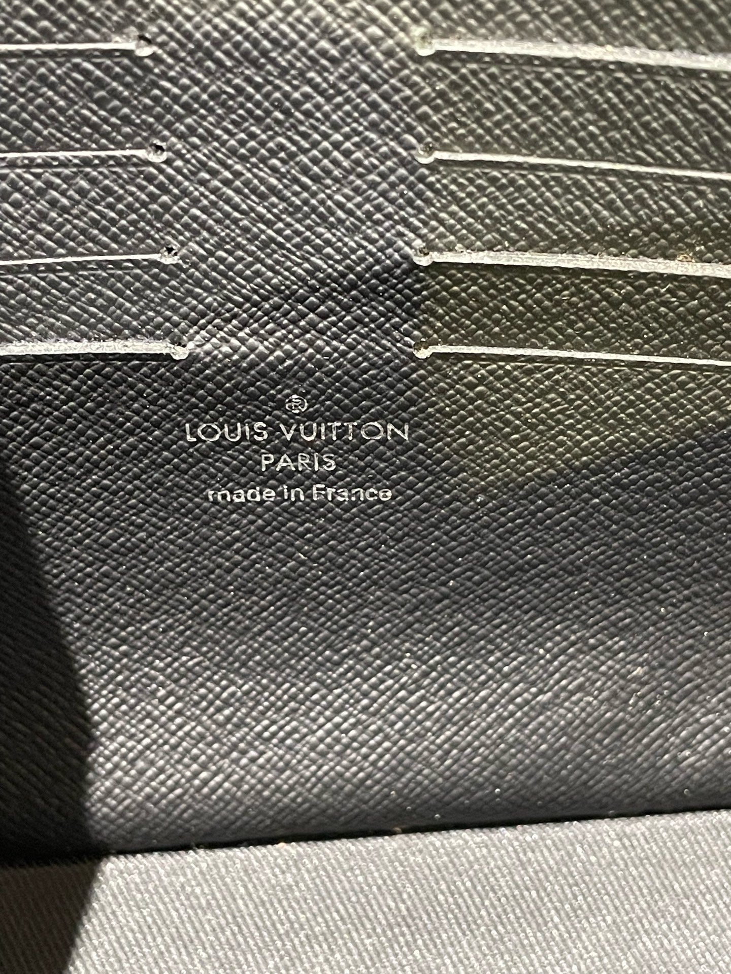 Louis Vuitton Black Clutch M51726