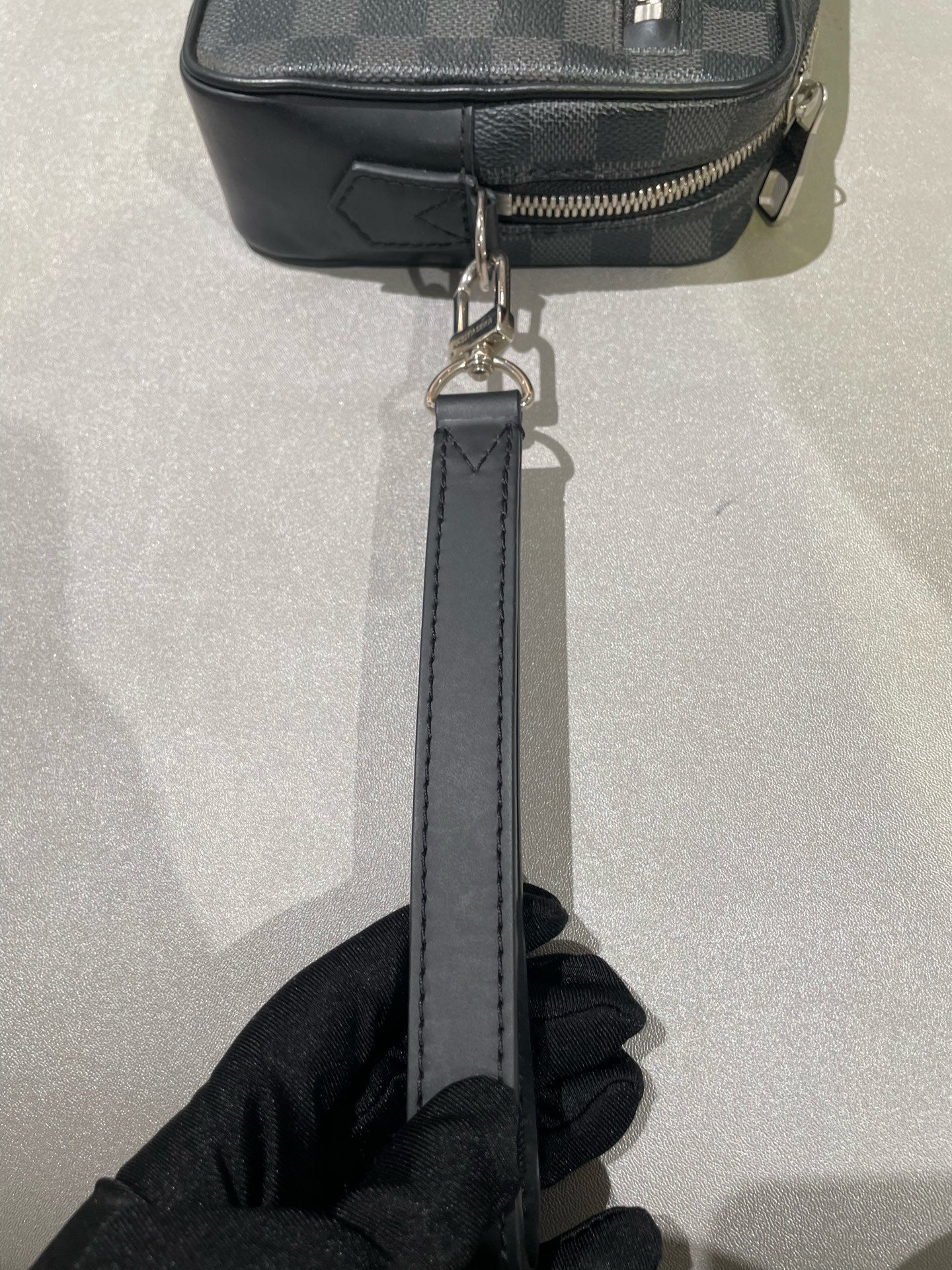 Louis Vuitton Black Clutch M51726