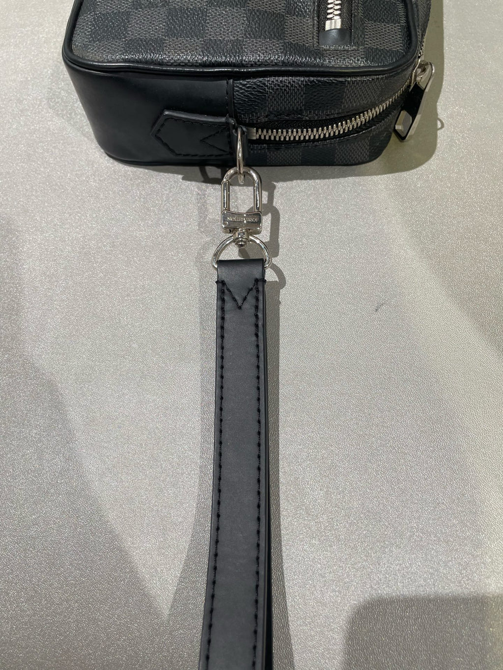 Louis Vuitton Black Clutch M51726