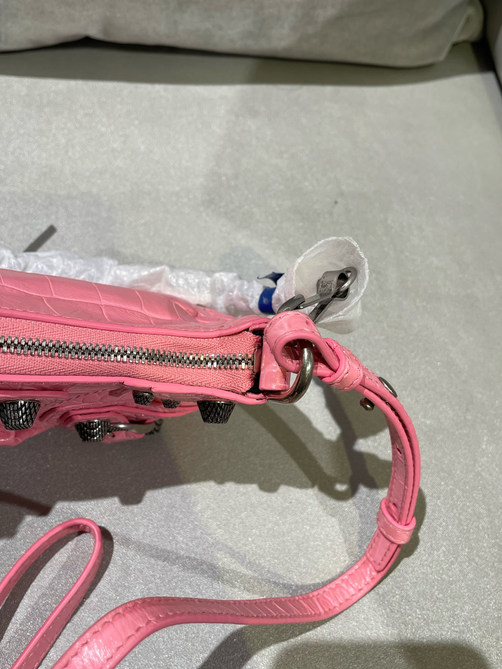 Balenciaga LE Pink 69581423EBY5812