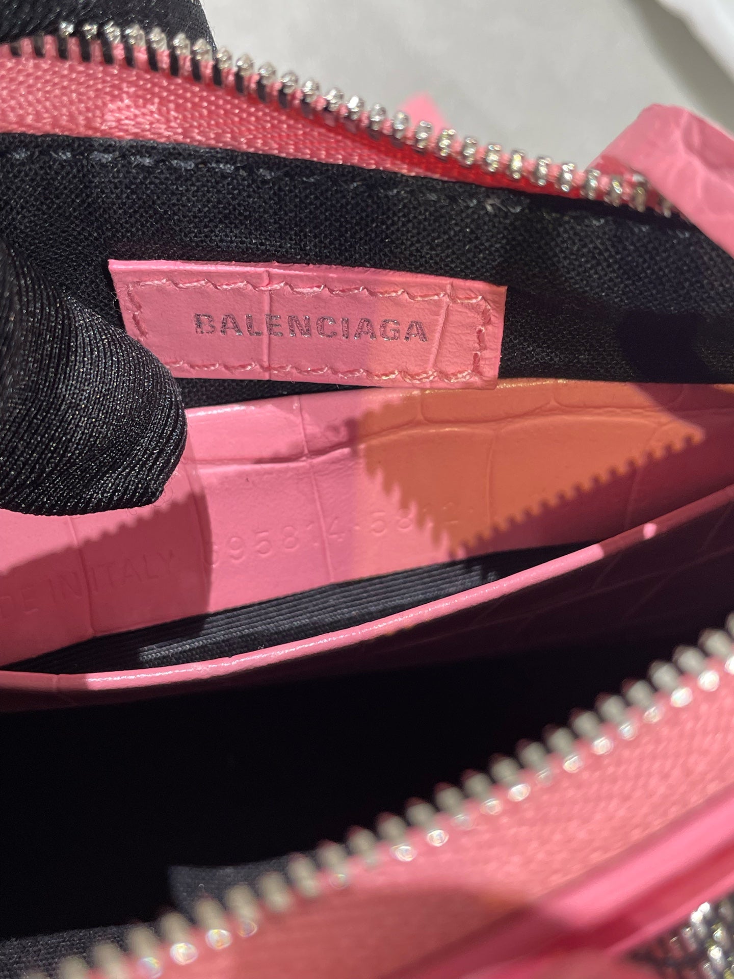 Balenciaga LE Pink 69581423EBY5812