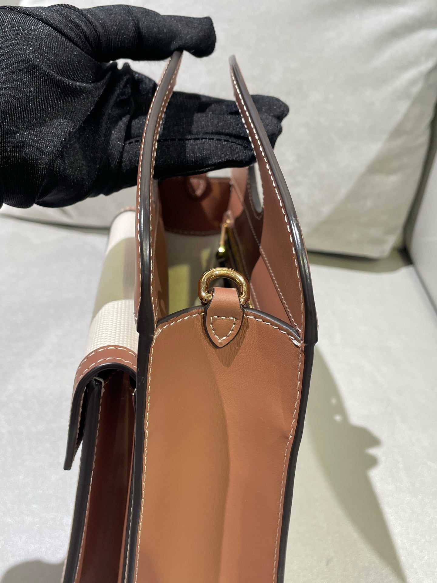 Burberry Canvas Beige Messenger Bag 80393611