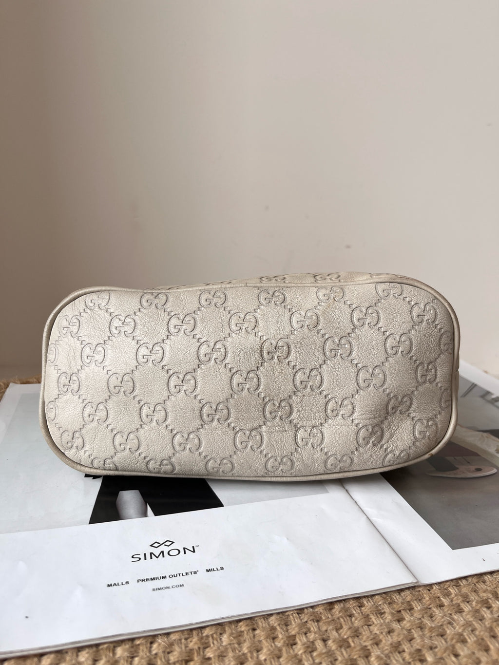 Gucci Beige