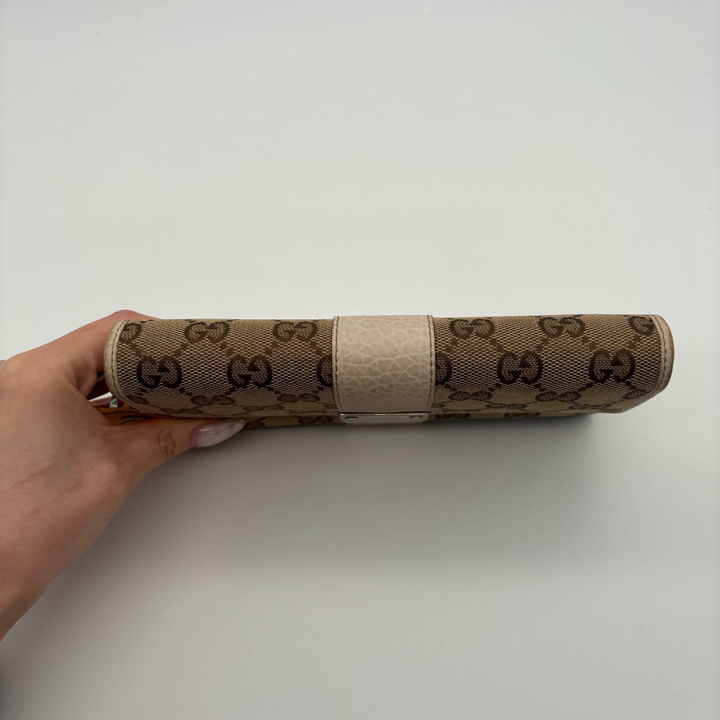 Gucci Canvas