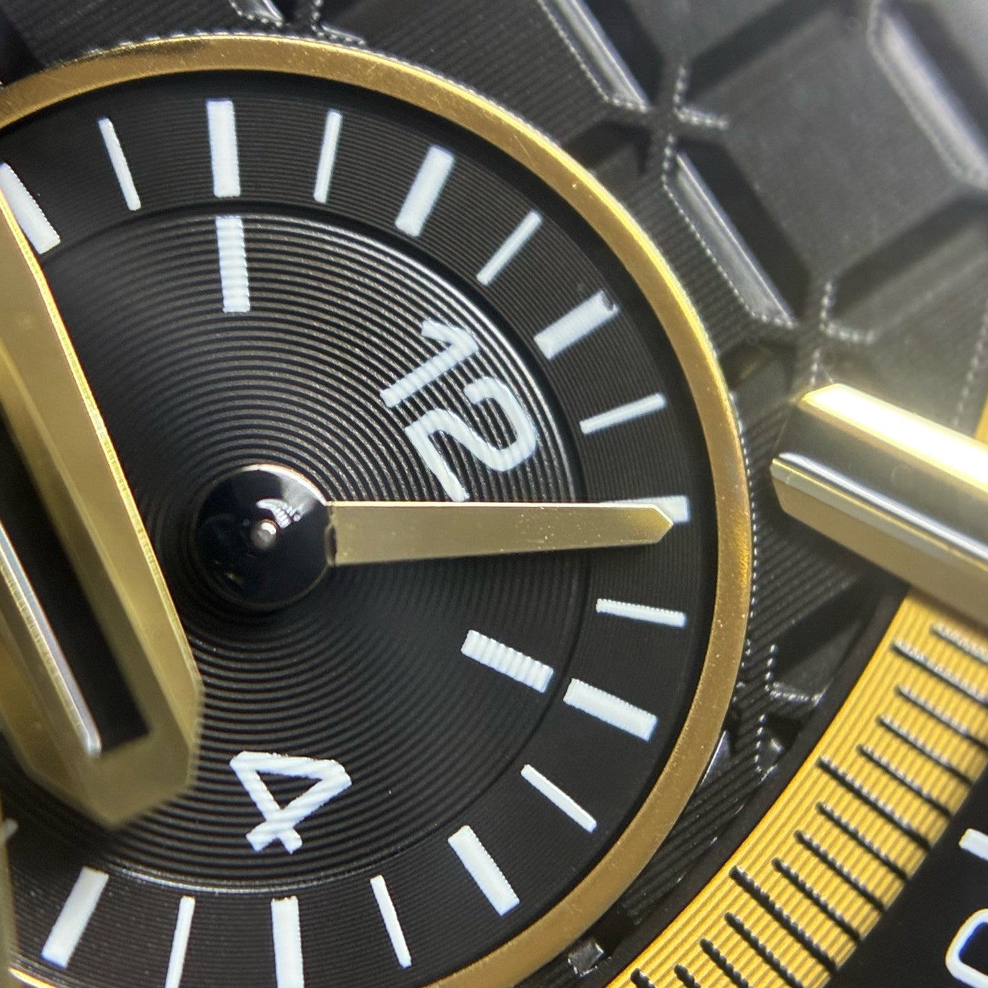 Audemars Piguet Royal Oak Offshore 43mm 26420CE.OO.A127CR.01