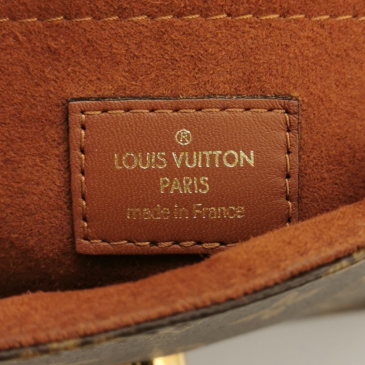 Louis Vuitton Locky Bb Crossbody M44654