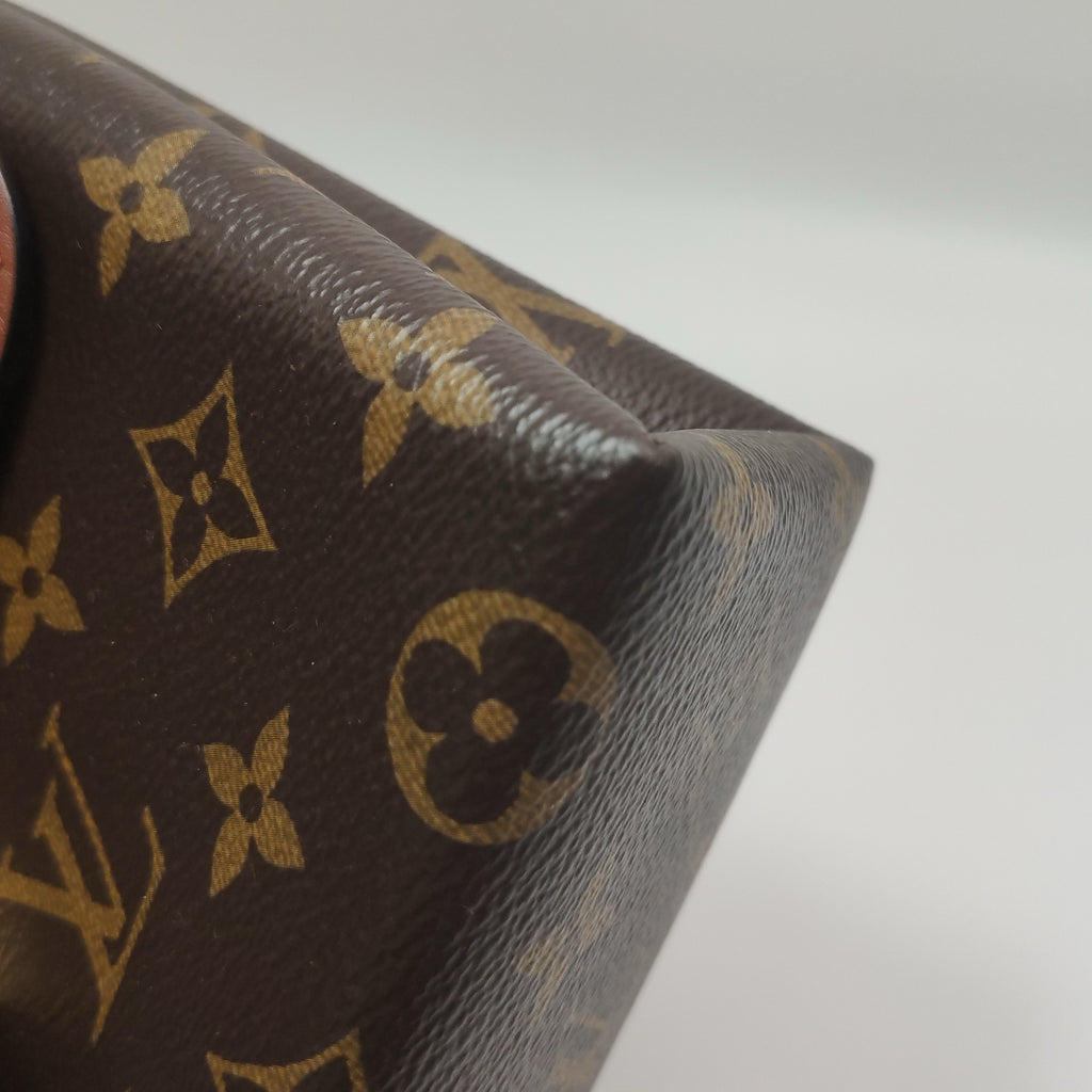 Louis Vuitton Locky Bb Crossbody M44654