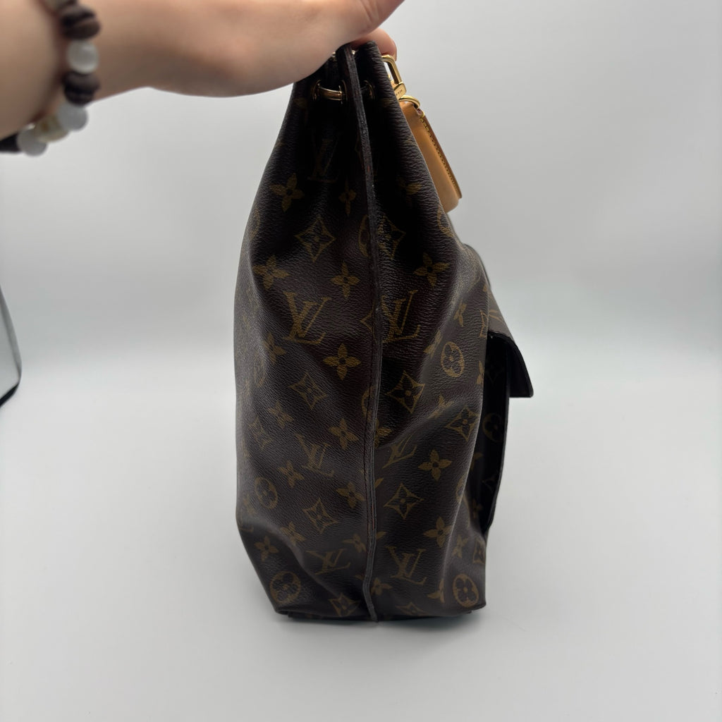 Louis Vuitton Shoulder Bag