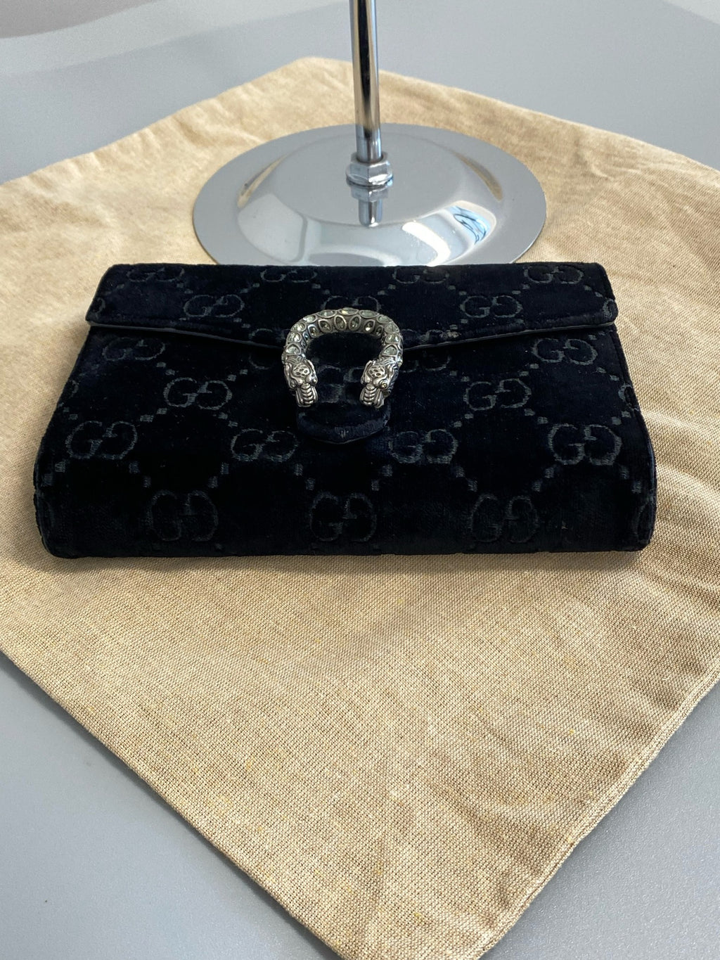 Gucci Velvet 401231-9JTPN-8176