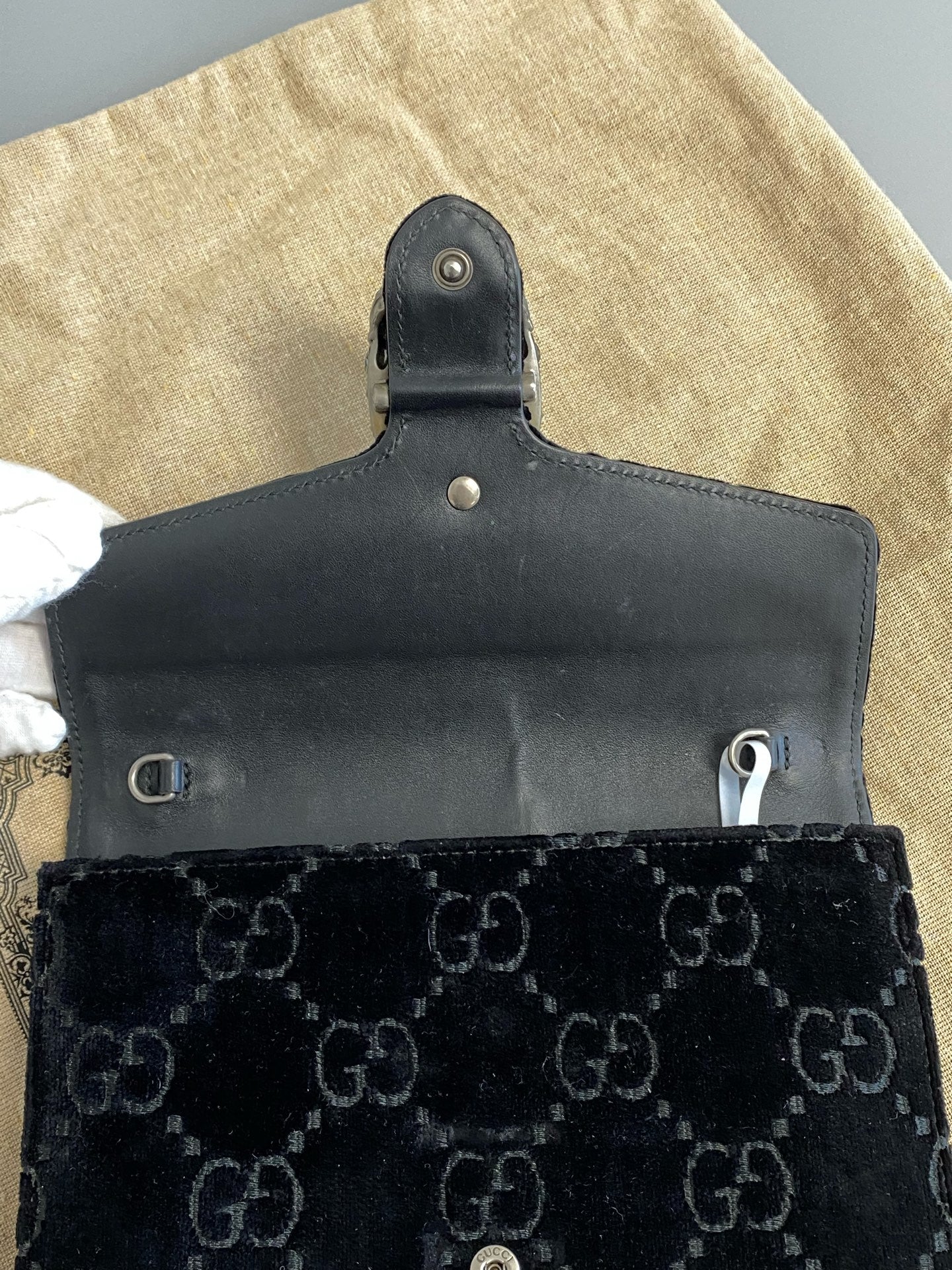 Gucci Velvet 401231-9JTPN-8176