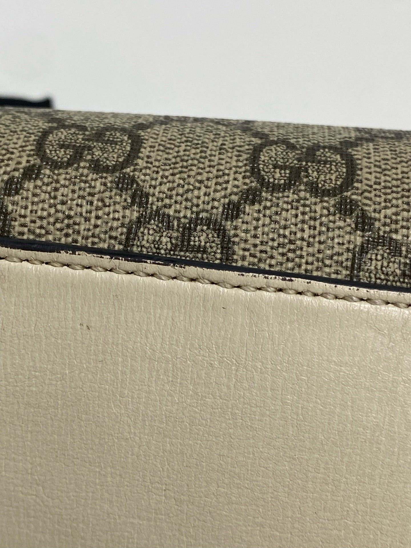 Gucci Classic Canvas White Shoulder Bag