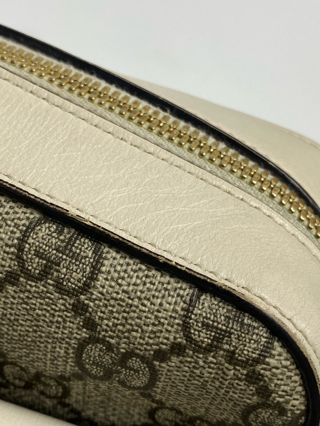 Gucci Classic Canvas White Shoulder Bag