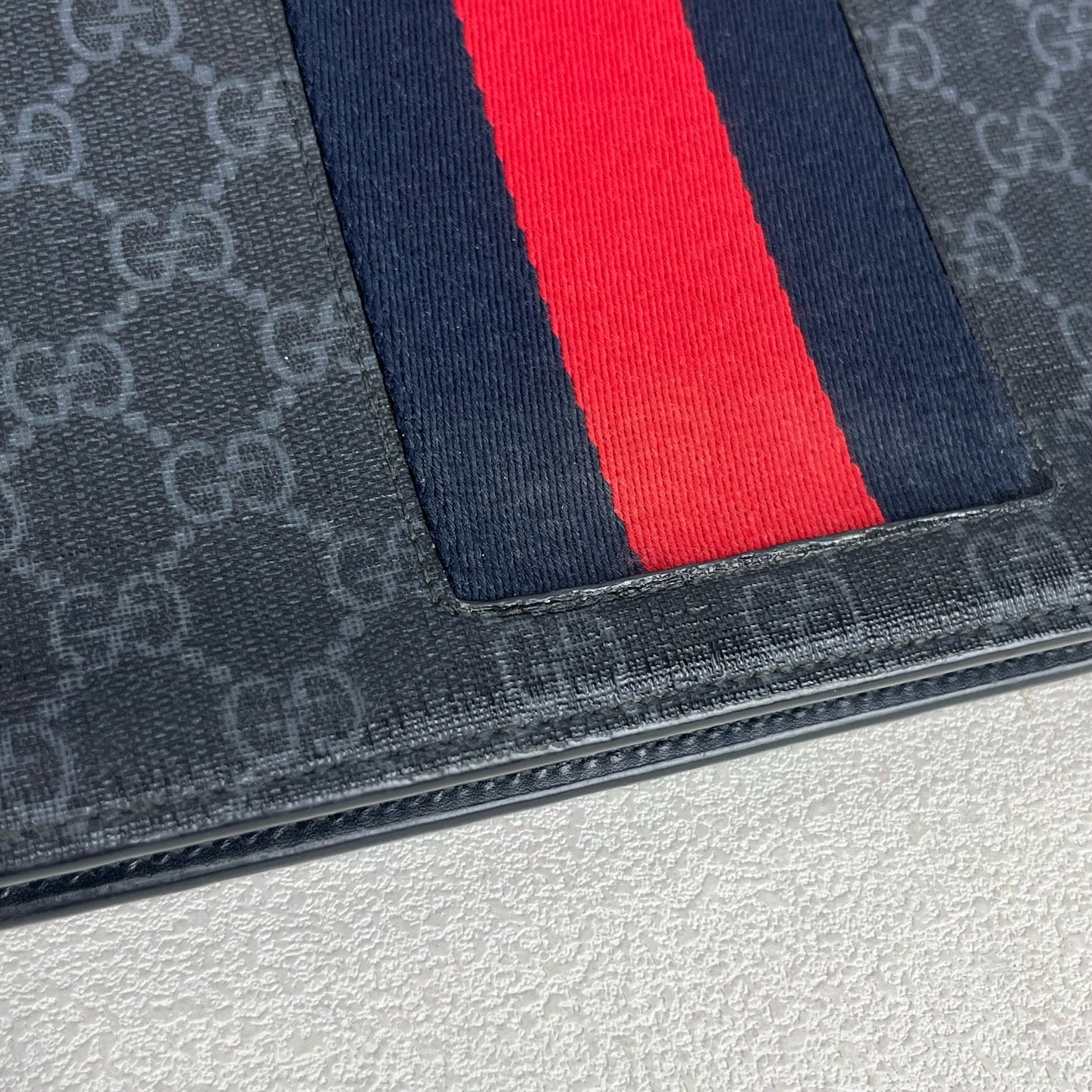 Gucci Striped Web GG Supreme canvas clutch bag Canvas Clutch 475316 KHN4C 1095