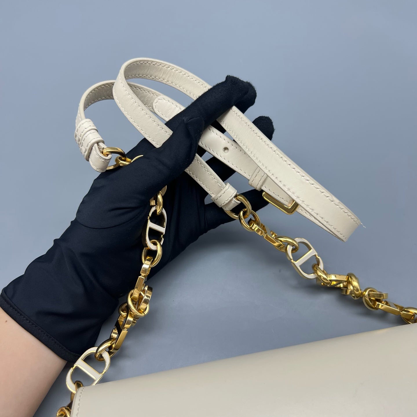 Dior White