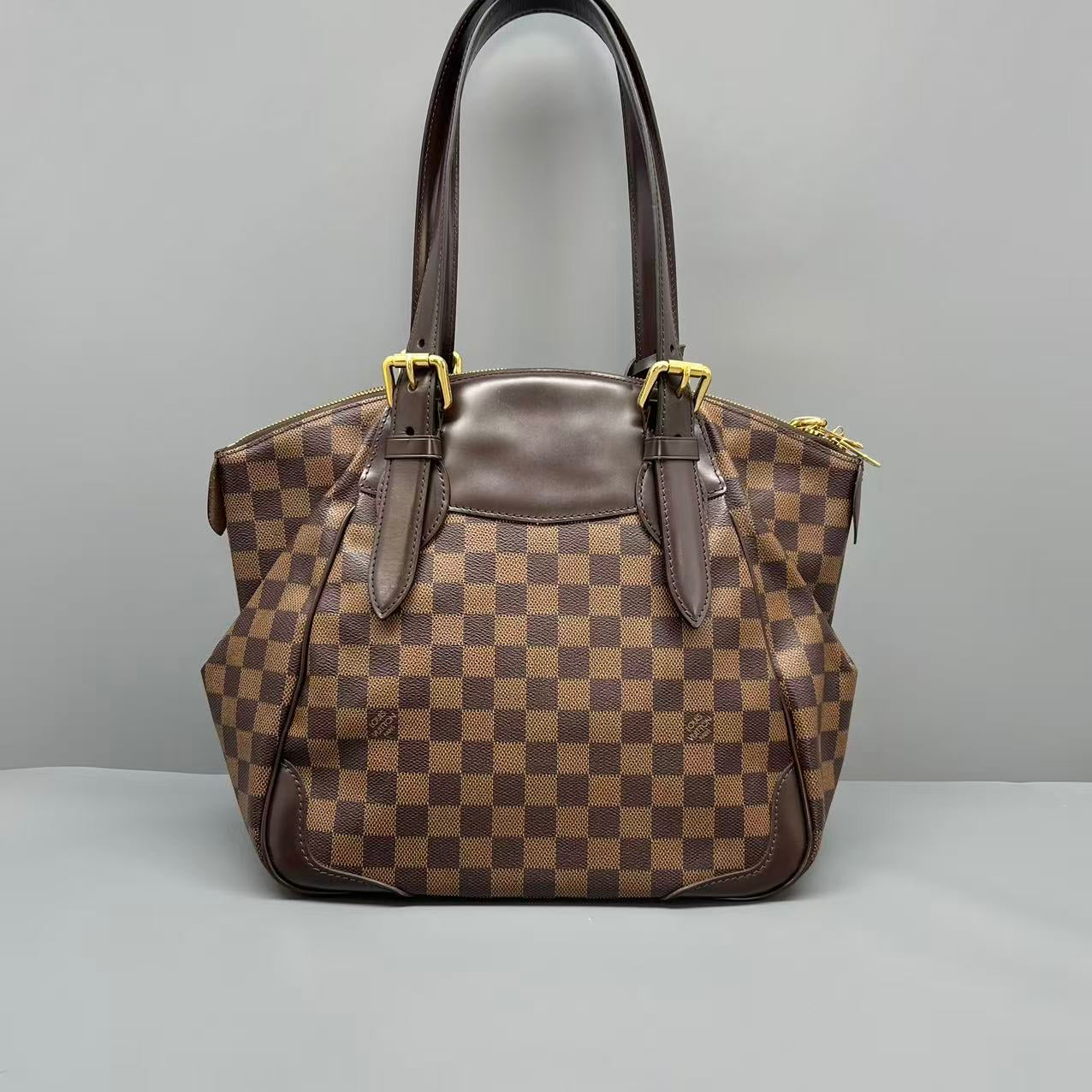 Louis Vuitton Tote