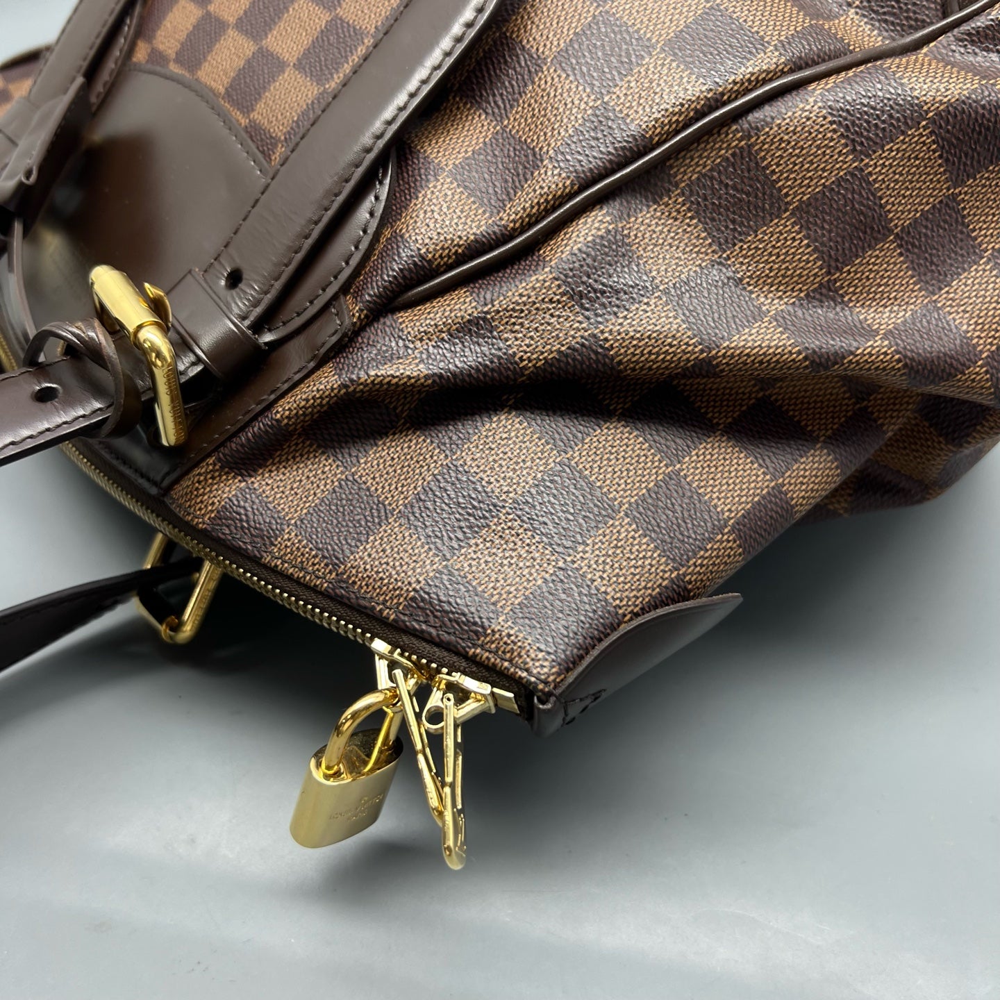 Louis Vuitton Tote