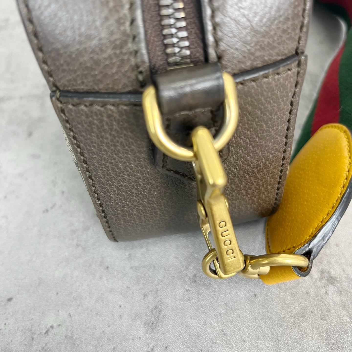 Gucci Neo Vintage GG Supreme canvas messenger bag 476466 K9GVT 8856