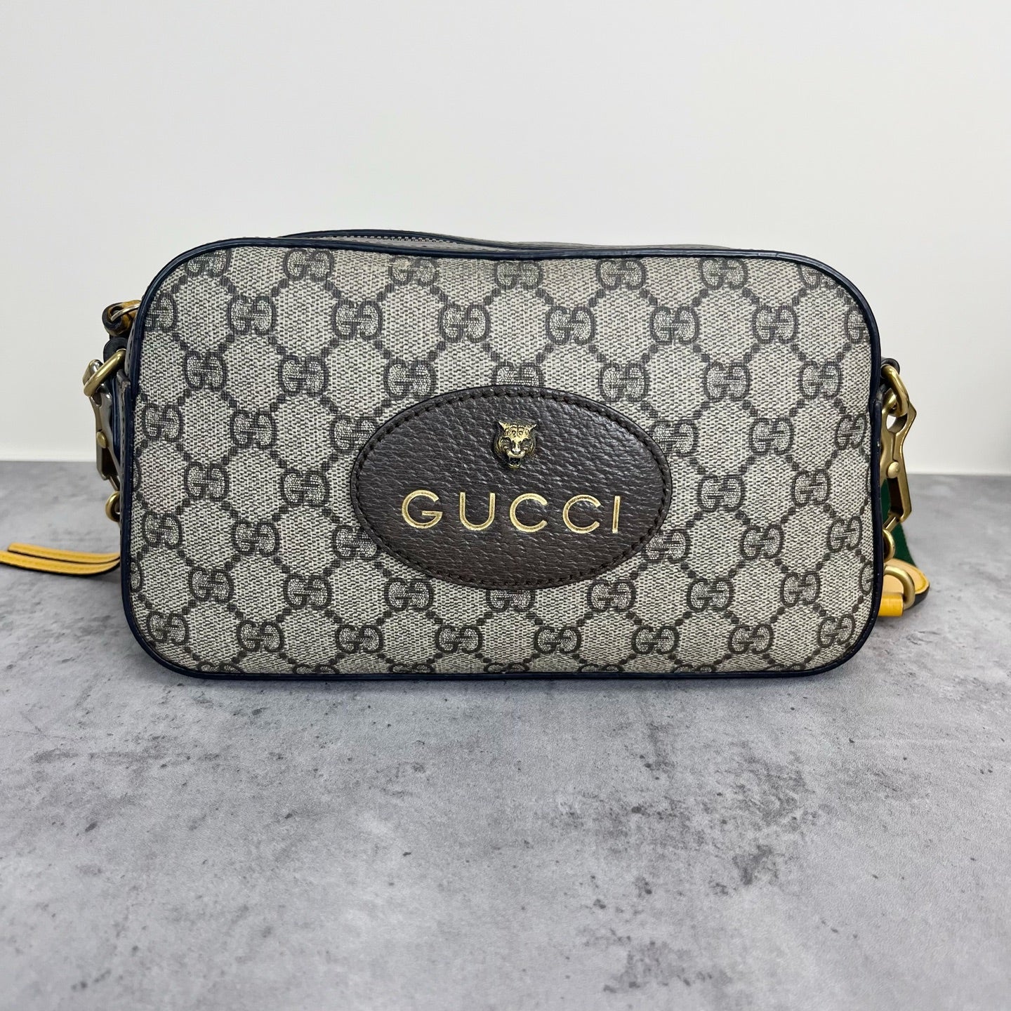 Gucci Neo Vintage GG Supreme canvas messenger bag 476466 K9GVT 8856