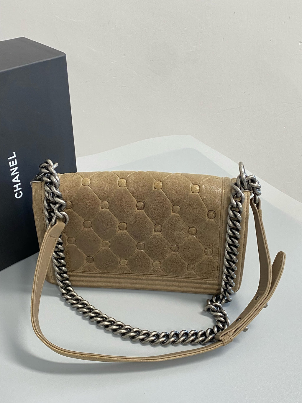 Chanel BOY CHANEL flap bag A67086-B21351-U2363