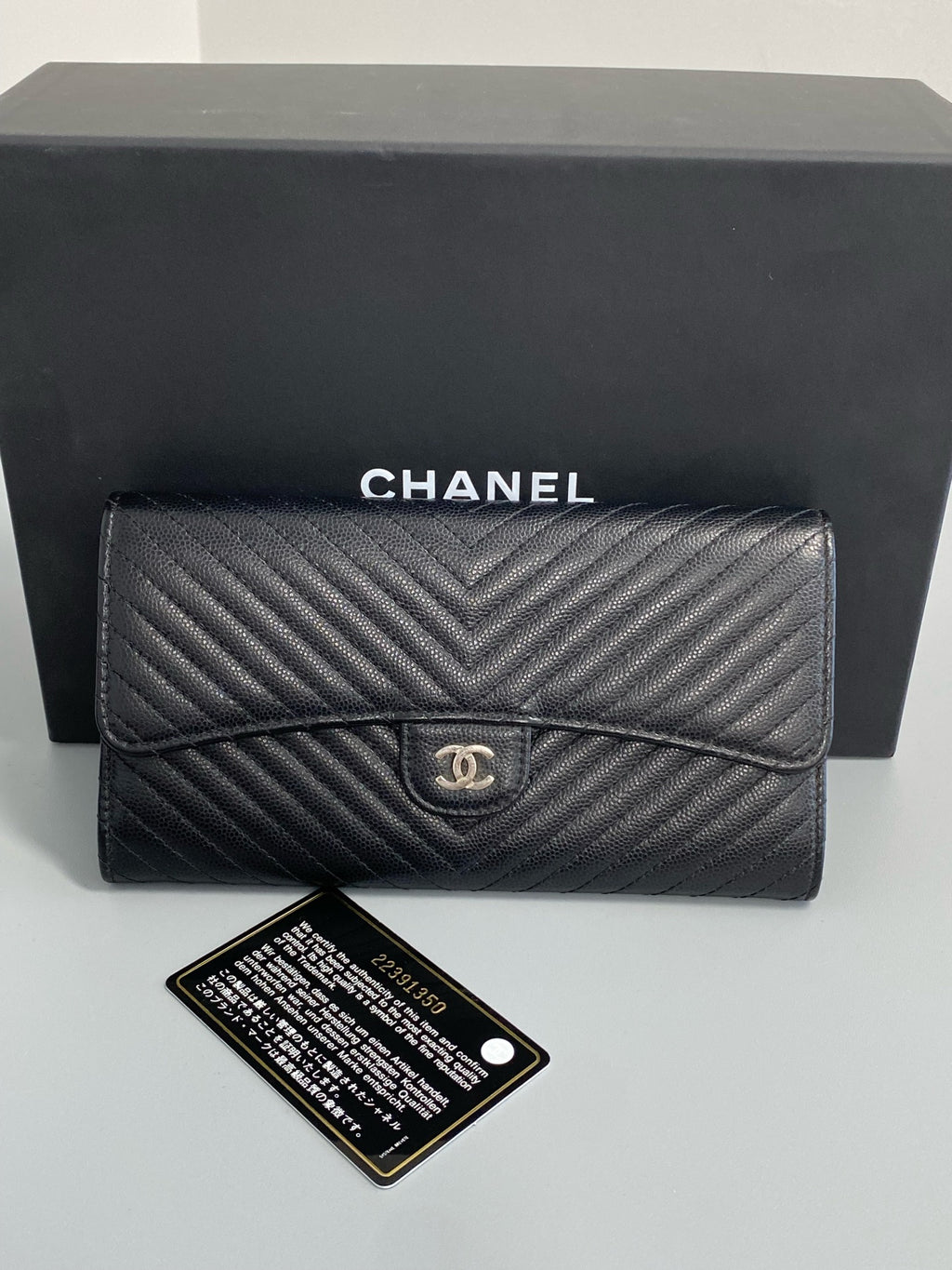 Chanel Mouth-shaped wallet A80758_Y25128_45002