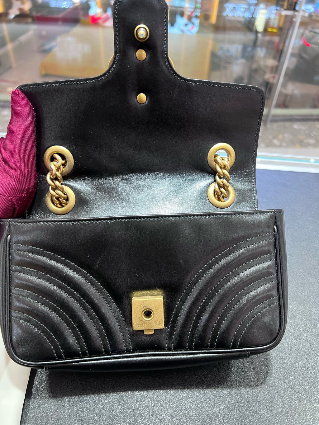 Gucci