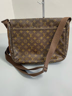 Louis Vuitton Brown Messenger Bag M97039