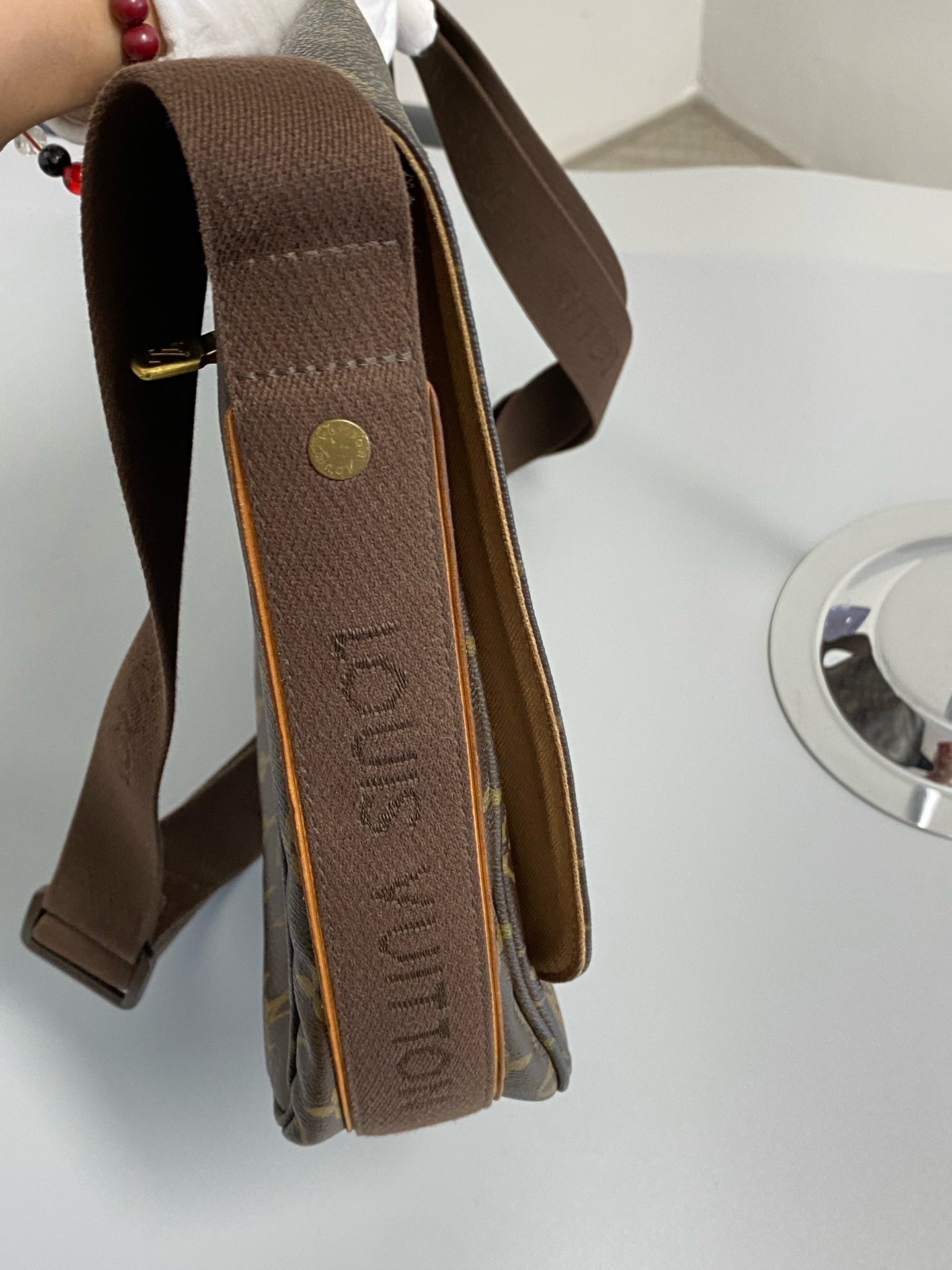 Louis Vuitton Brown Messenger Bag M97039