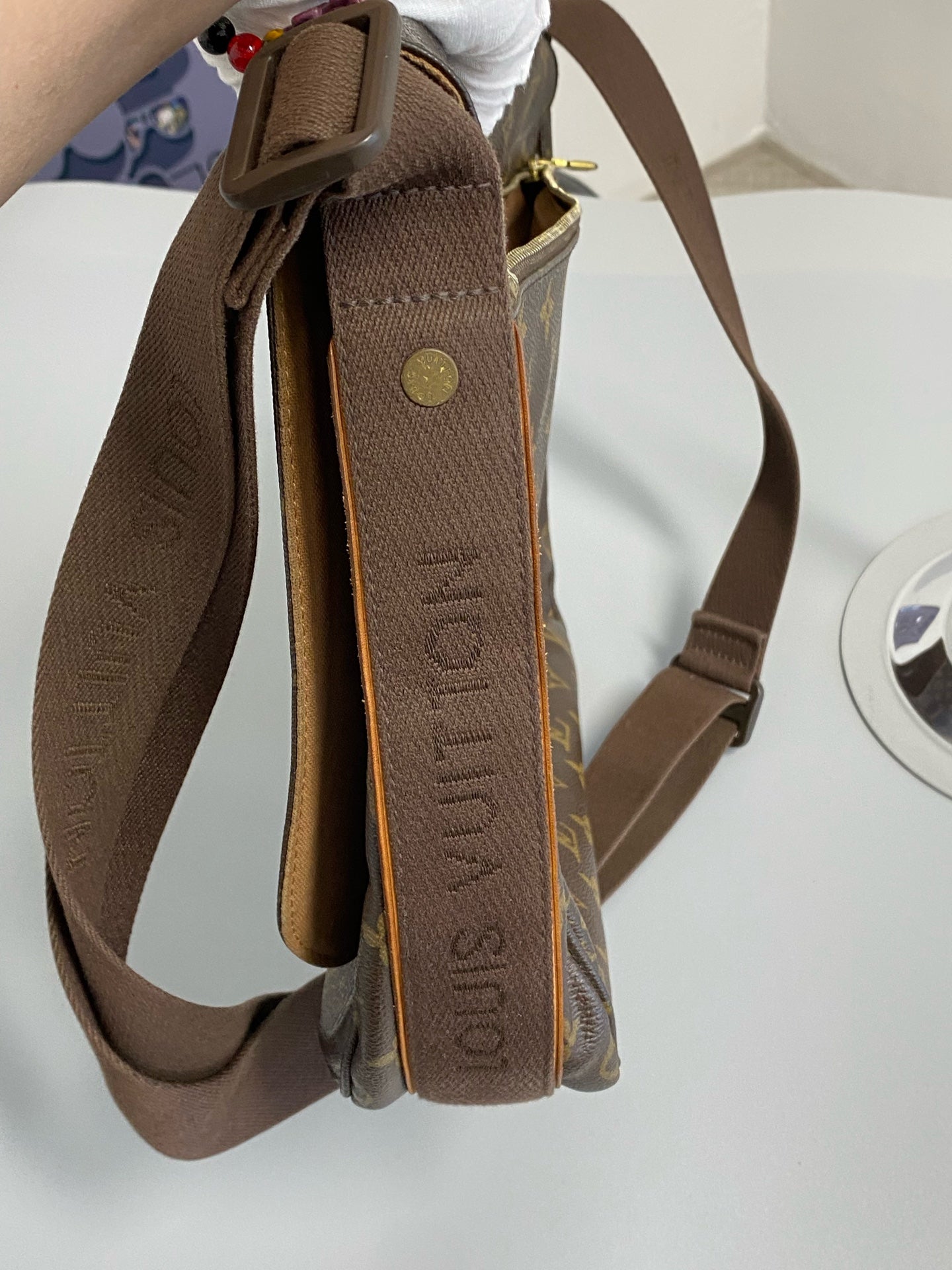 Louis Vuitton Brown Messenger Bag M97039