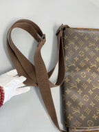 Louis Vuitton Brown Messenger Bag M97039